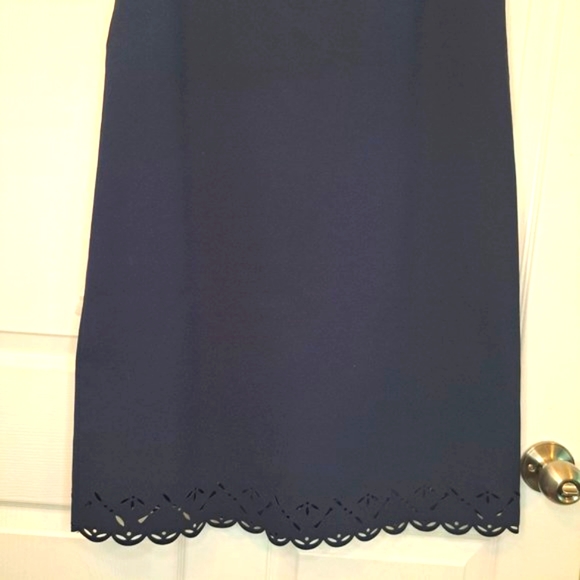 J. Crew Laser Cut Scalloped Navy Blue Shift Dress Size 10 - Picture 5 of 9